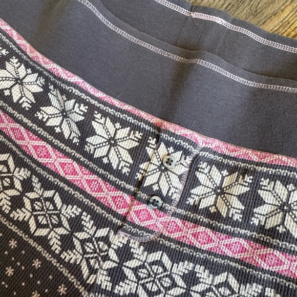 Victorias Secret Snowflake Pajama Set - Picture 4 of 6